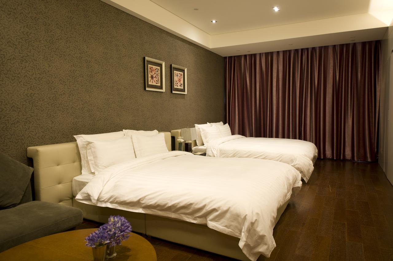 Grand Madison Qingdao Harbour-View Central（Former Qingdao Farglory Hotel） Экстерьер фото
